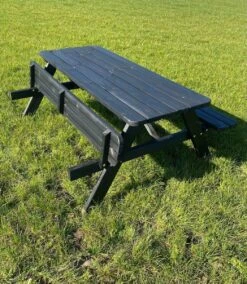 Goedkopepicknicktafels.nl | Zwarte XL Picknicktafel | Tuintafel 6 Persoons | Zwart Gespoten Gedroogd Grenen Hout! -Meubel Verkoop 1045x1200 1