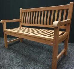 Merkloos TIERRA | Tuinbank Van Teak Comfort Plus + | 150 Cm - 3-Persoons / 3-Zits | Naturel / Original | BONANY Luxe | Geschuurd & Olie Op Waterbasis | Klassiek & Traditioneel | Stevig | Tuinzetel | Bank Voor Tuin -Meubel Verkoop 1200x1118