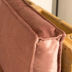 2L Home & Garden Rugkussen Velvet Oud Roze - 120 X 40cm -Meubel Verkoop 1200x1200 1229