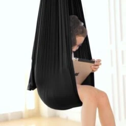 Merkloos Schommelstoel - Hangmat - Schommel - Kalmerend - Luchtdoorlatend - Kinderen - Zwart -Meubel Verkoop 1200x1200 1283