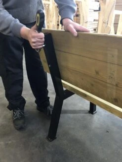 MaximaVida Set Industriële Bankpoten New York- Zwart Gecoat - Maak Zelf Je Bank -Meubel Verkoop 900x1200 4